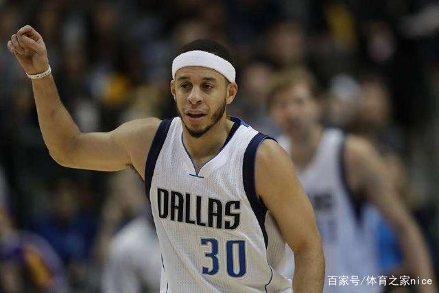 詹姆斯缺阵浓眉30+11 湖人大胜开拓者止3连败